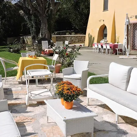 Casale Fedele Park Relax B&B Vicino al Borgo-3
